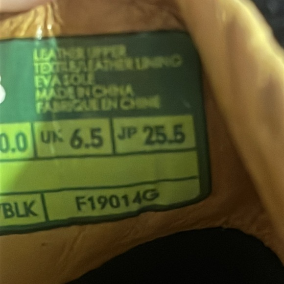 Ahnu Laced Distressed Leather chukka boots Shoe size 7.5 - Picture 13 of 13